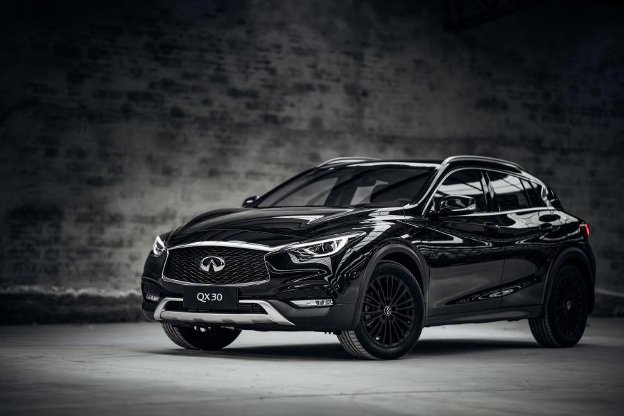  Infiniti QX30 Night 2017 года  (CN) (фото 1 из 7)